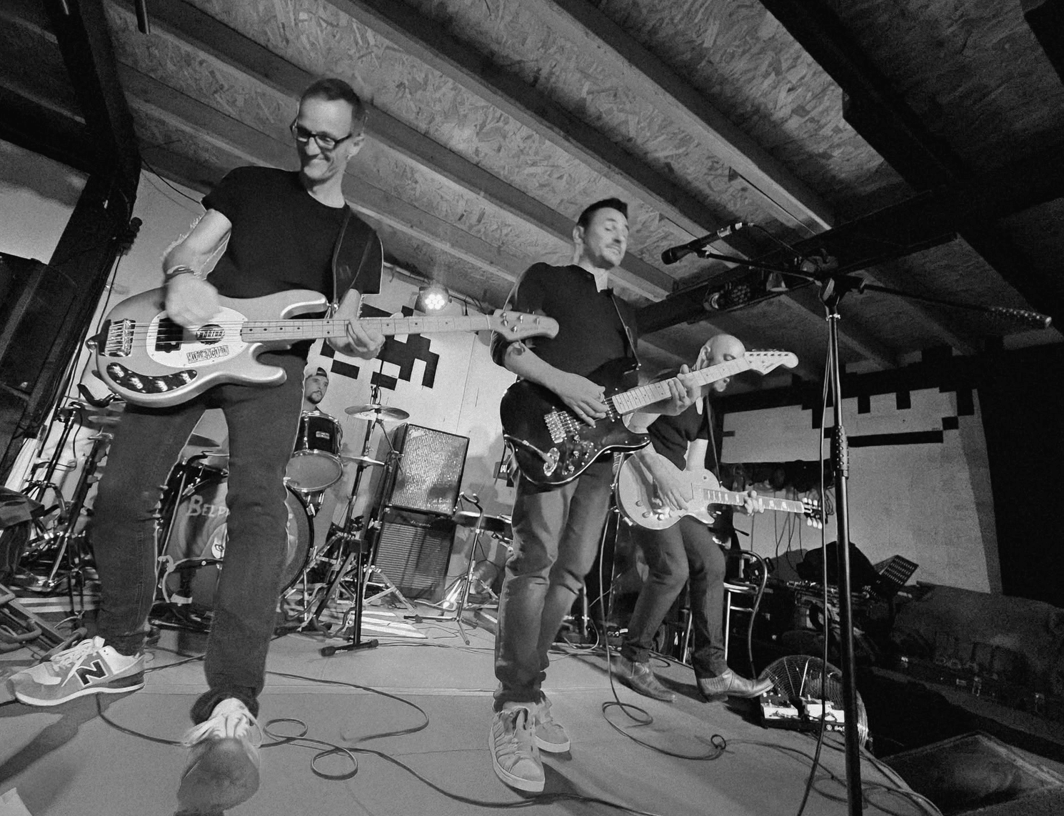 Black Waffle — concert B&W
